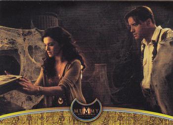 2001 Inkworks The Mummy Returns #9 Daunting Discovery Front