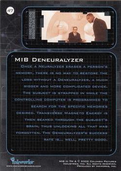 2002 Inkworks Men in Black II #47 MIB Deneuralyzer Back