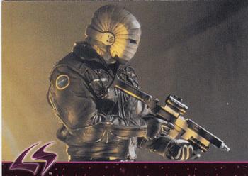 1998 Inkworks Lost in Space Movie #32 Armed & Dangerous Front