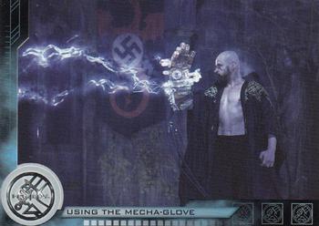 2004 Inkworks Hellboy #13 Using the Mecha-Glove Front