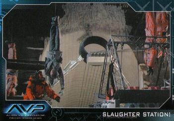 2004 Inkworks Alien vs. Predator #20 Slaughter Station! Front