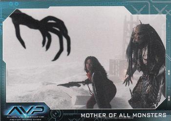 2004 Inkworks Alien vs. Predator #59 Mother of All Monsters Front