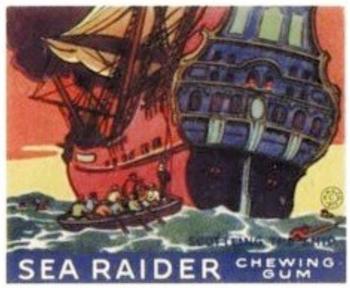1933 World Wide Gum Sea Raiders (Canadian Version / English) (V359-1) #15 Scuttling the Ship Front