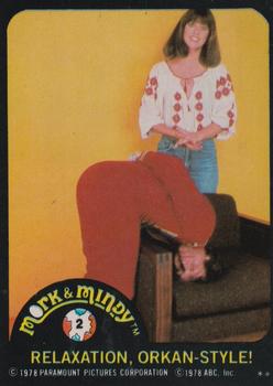 1978 Topps Mork & Mindy - Stickers #2 Relaxation, Orkan-Style! Front