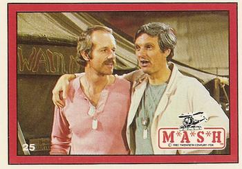 1982 Donruss M*A*S*H #25 BJ & Hawkeye Front