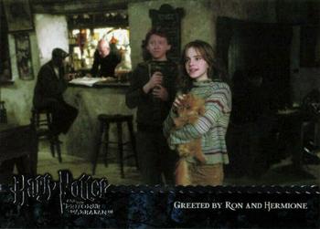 2004 ArtBox Harry Potter and the Prisoner of Azkaban #31 Greeted by Ron and Hermione Front