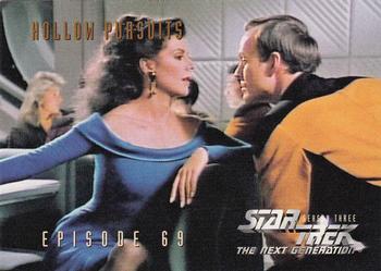 1995 SkyBox Star Trek: The Next Generation Season 3 #292 Hollow Pursuits Front