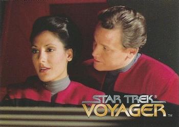1995 SkyBox Star Trek: Voyager Season One Series One #7 Reporting for Duty Front