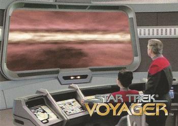 1995 SkyBox Star Trek: Voyager Season One Series One #18 Wave Front Front