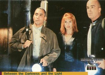 1998 Fleer Babylon 5 Season 4 #32 Between the Darkness and the Light Front