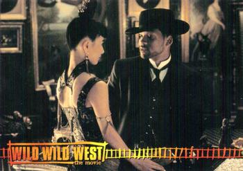 1999 Fleer Wild Wild West the Movie #28 West Meets East Front