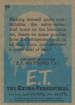 1982 Topps E.T. The Extraterrestrial #29 E.T. Lives It Up! Back