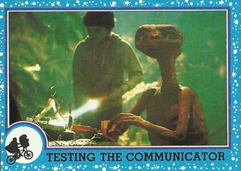 1982 Topps E.T. The Extraterrestrial #48 Testing the Communicator Front
