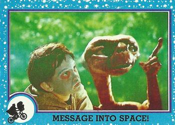 1982 Topps E.T. The Extraterrestrial #49 Message into Space! Front