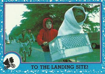 1982 Topps E.T. The Extraterrestrial #64 To the Landing Site! Front