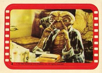 1982 Topps E.T. The Extraterrestrial - Stickers #4 E.T., the Tipsy Alien Front