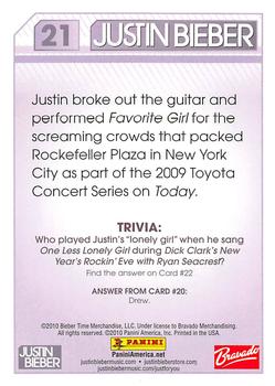 2010 Panini Justin Bieber #21 Justin broke out the guitar and performed Favo Back
