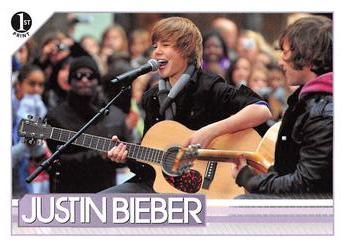 2010 Panini Justin Bieber #21 Justin broke out the guitar and performed Favo Front