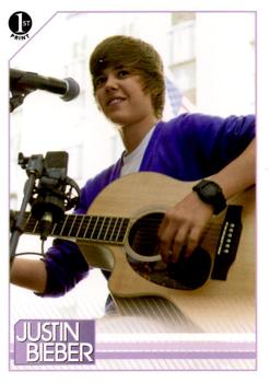 2010 Panini Justin Bieber #105 Justin played to a packed house when he sang O Front