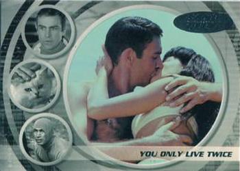 2002 Rittenhouse James Bond 40th Anniversary #18 You Only Live Twice (Bond / Kissy) Front