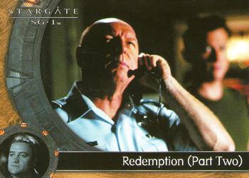 2004 Rittenhouse Stargate SG-1 Season 6 #8 Anubis's alien weapon is under heavy guard by Front