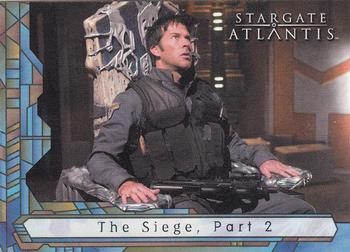 2005 Rittenhouse Stargate Atlantis Season 1 #62 Everett explains their compliment of weapons Front