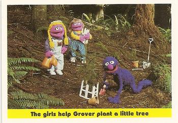 1992 Idolmaker Sesame Street #45 The girls help Grover plant a little tree Front