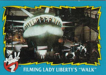 1989 Topps Ghostbusters II #83 Filming Lady Liberty's 