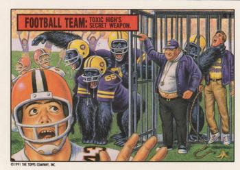 1991 Topps Toxic High School #41 Football Team Front