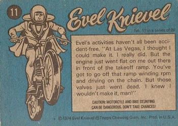 1974 Topps Evel Knievel #11 Evel Speaks Back