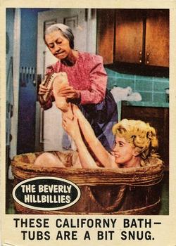 1963 Topps Beverly Hillbillies #23 These Californy bathtubs are a bit snug. Front