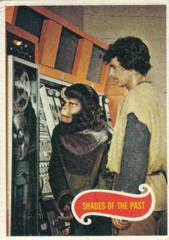 1975 Topps Planet of the Apes #24 Shades of the Past Front