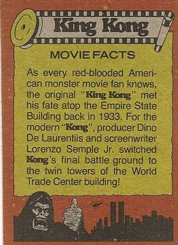 1976 Topps King Kong #48 A heartbroken Dwan stands by Kong's body. Back