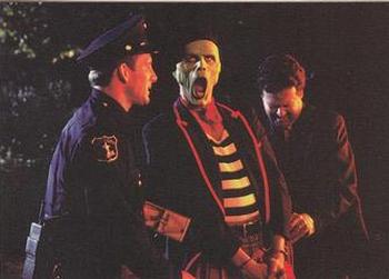 1994 Cardz The Mask #39 Under Arrest Front