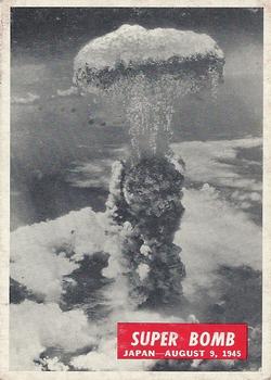 1965 Philadelphia Gum War Bulletin #85 Super Bomb Front