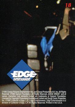 1995 Edge Entertainment Judge Dredd : The Movie #18 Judge Dredd Back