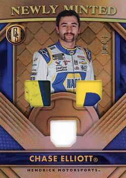 2021 Panini Chronicles - Gold Standard Newly Minted Holo Gold #GS-CE Chase Elliott Front