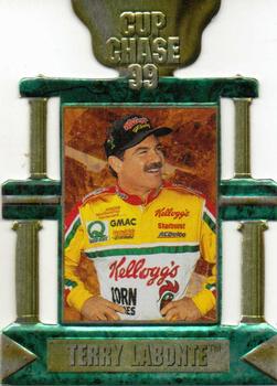1999 Press Pass - Cup Chase Die Cut Prizes #CC 12 Terry Labonte Front