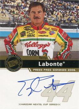 2006 Press Pass - Signings Gold #NNO Terry Labonte Front