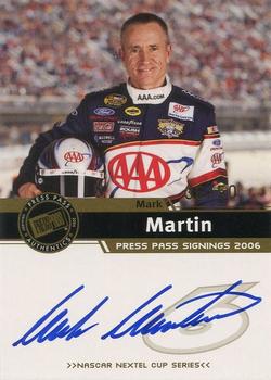 2006 Press Pass - Signings Gold #NNO Mark Martin Front