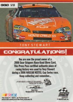 2006 Press Pass Stealth - Gear Grippers Drivers #GGD 5 Tony Stewart Back