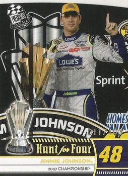 2009 Press Pass - Gold Holofoil #190 Jimmie Johnson's Crew Front