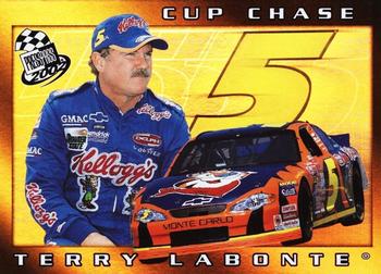 2002 Press Pass - Cup Chase #CCR 9 Terry Labonte Front