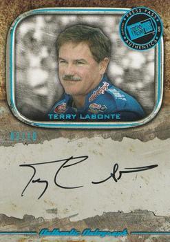 2010 Press Pass Legends - Autographs Blue #NNO Terry Labonte Front