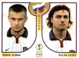 2002 Panini World Cup Stickers #528 Sergei Semak / Rolan Gusev Front