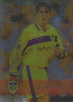 2000 Futera Fans Selection Leeds United - Foil #112 Ian Harte Front