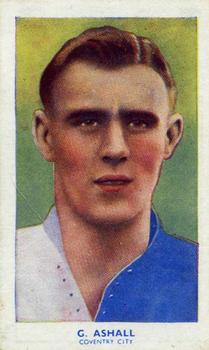 1939 R & J Hill Famous Footballers Series 1 #3 George Ashall Front