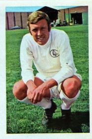 1971-72 FKS Publishers Wonderful World of Soccer Stars Stickers #131 Mick Jones Front