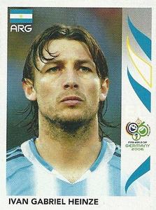 2006 Panini World Cup Stickers #174 Gabriel Heinze Front