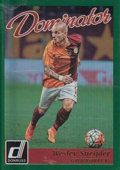 2016-17 Donruss - Dominators Holographic #15 Wesley Sneijder Front